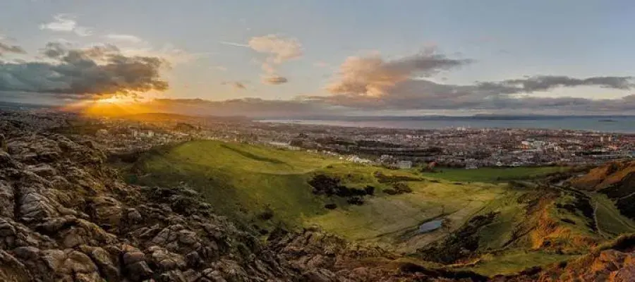 A view of Edinburgh from Arthur's Seat